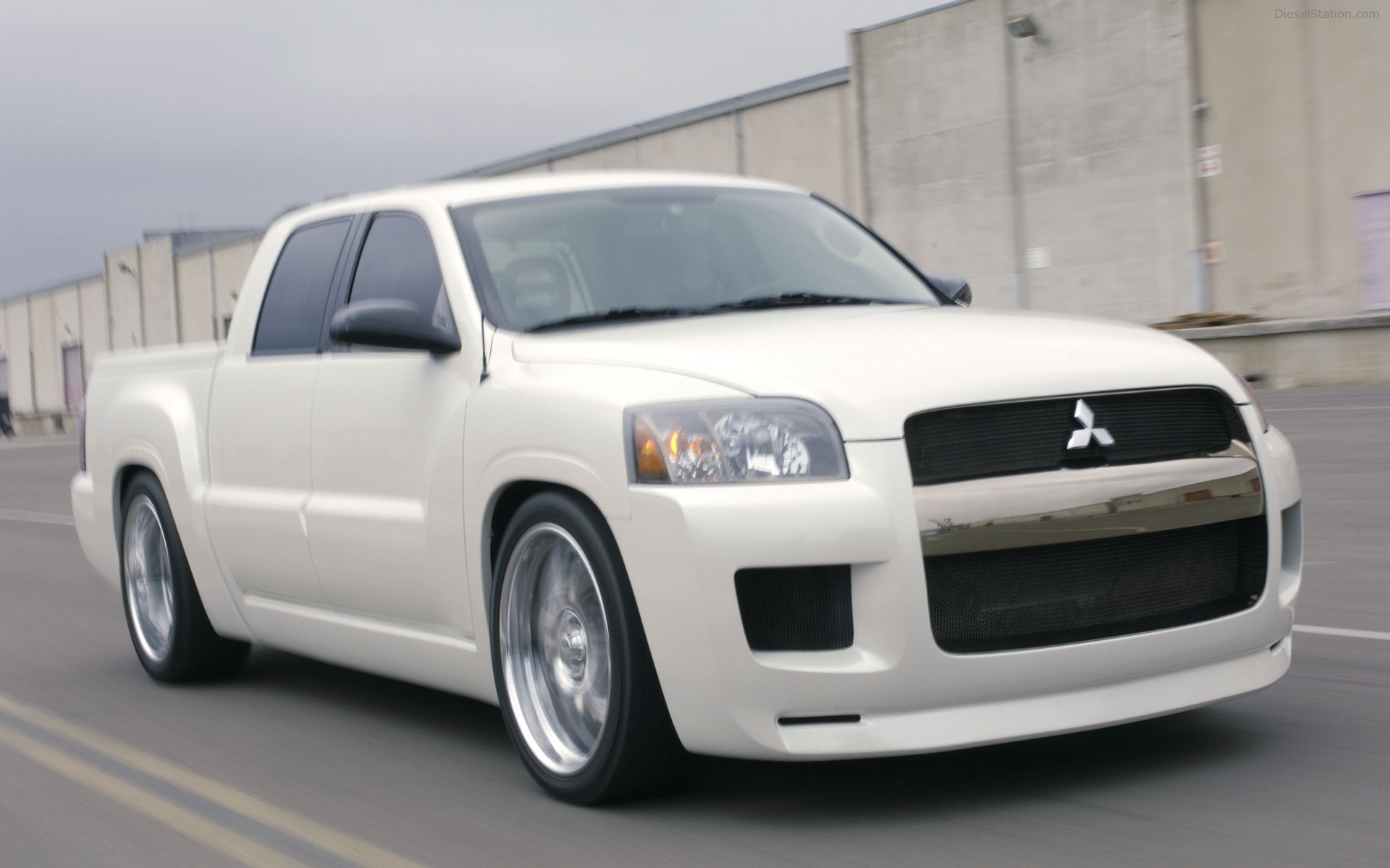 Mitsubishi Street Raider Concept